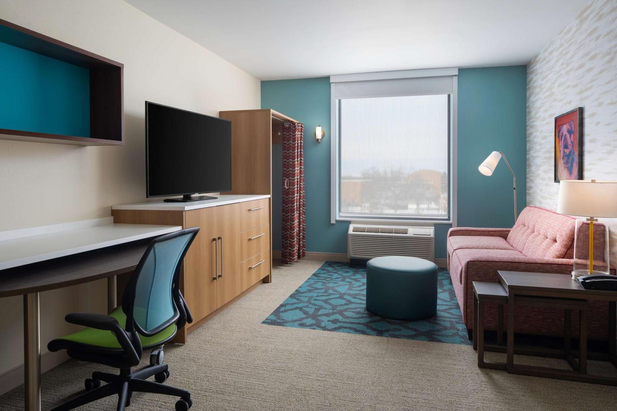 Home2 Suites By Hilton Des Moines At Drake University Eksteriør billede